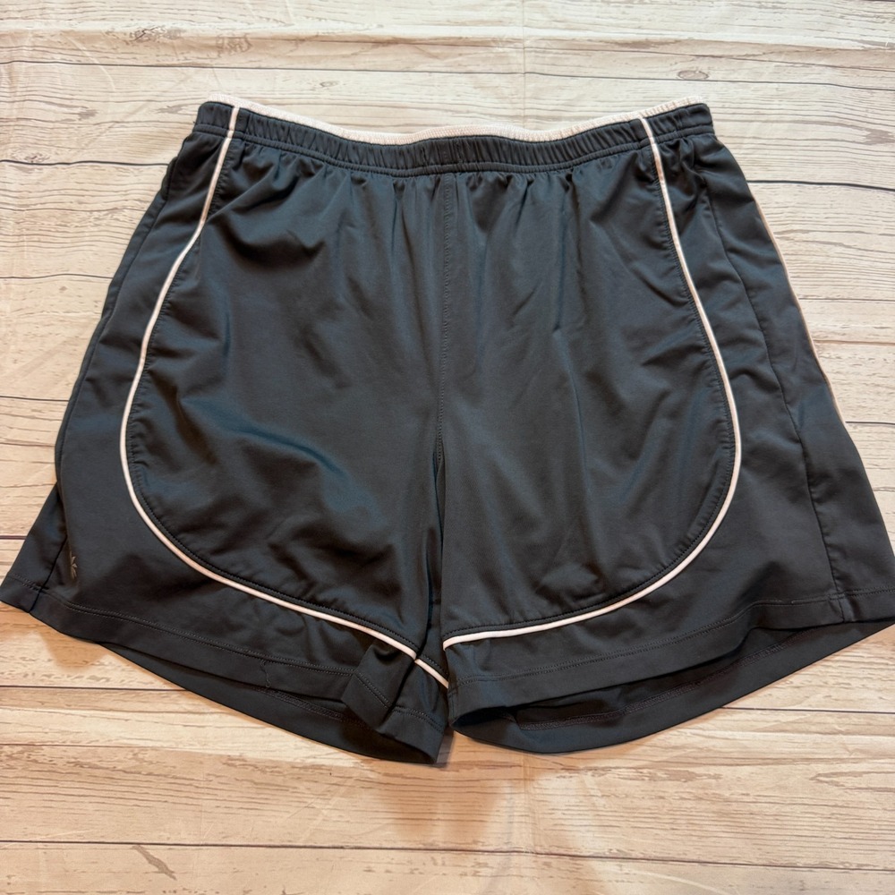 Athleta Shorts Gray Flat Front‎ Elastic Waist Gym Liner Men's Size Medium